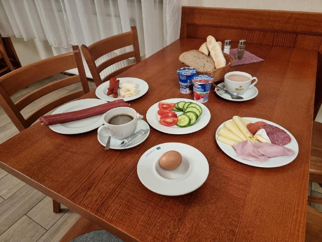庄园酒店 Blovice 外观 照片